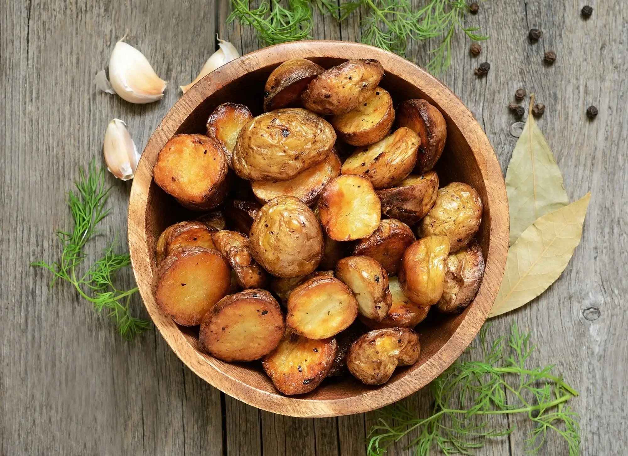 Knusprige Bratkartoffeln im Airfryer zubereitet