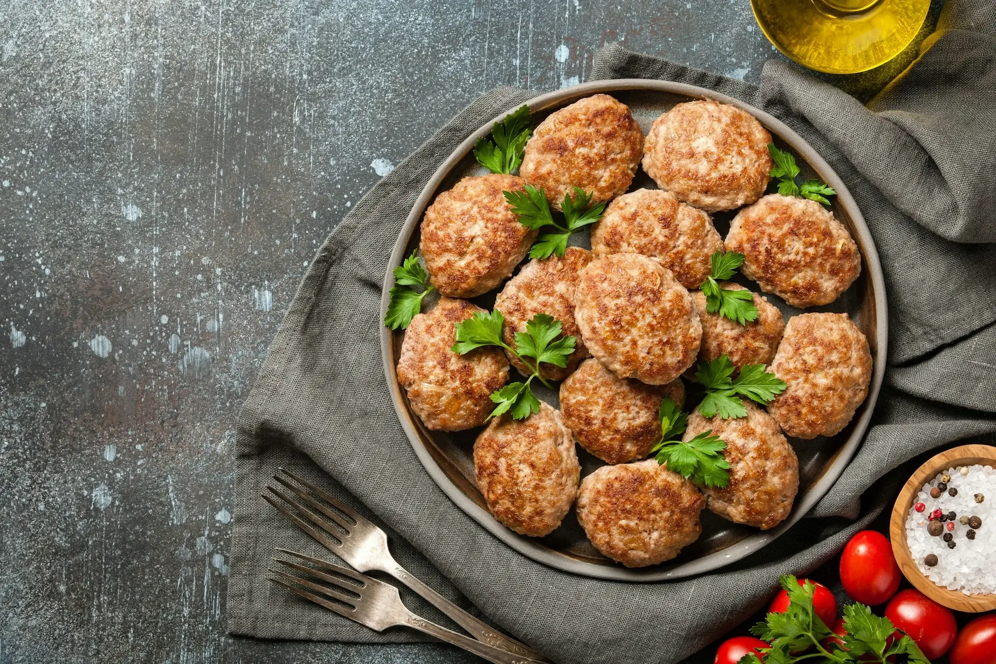 Frikadellen in der Heißluftfritteuse knusprig gebraten